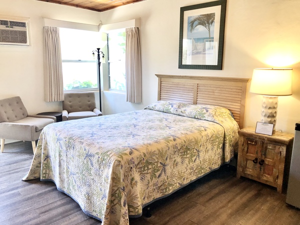 Standard Room Queen Bed IX Photo 1