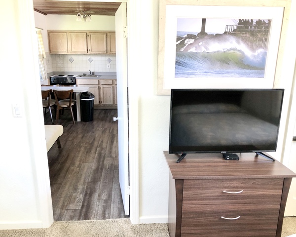 One Bedroom Apartment Photo 8