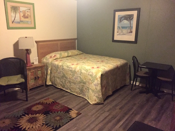 Standard Room Queen Bed X Photo 3